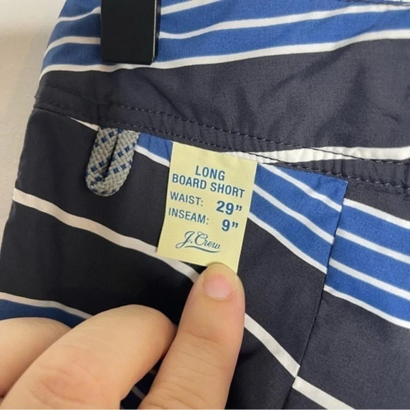 J Crew Men's 9" Stretch Eco Boardshorts Swim Blue Stripe Size 29 - Picture 3 of 6